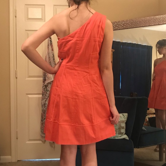 Cute one shoulder dress - Picture 2 of 3